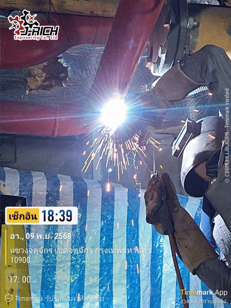 งานย้ายหัว สปริงเกอร์ และ ท่อลมแอร์ อาคารชินวัตร 3 ชั้น 13