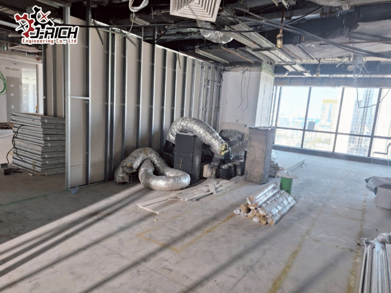 งานย้ายหัว สปริงเกอร์ และ ท่อลมแอร์ อาคารชินวัตร 3 ชั้น 13