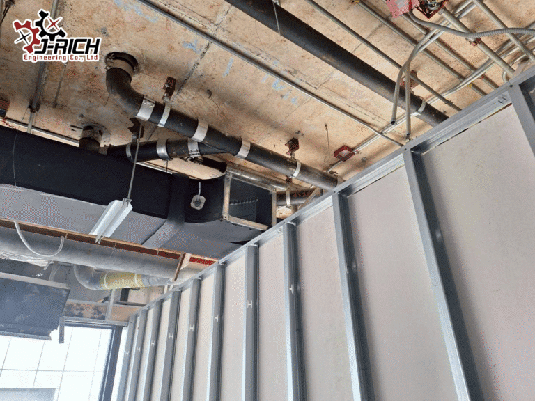 งานย้ายหัว สปริงเกอร์ และ ท่อลมแอร์ อาคารชินวัตร 3 ชั้น 13