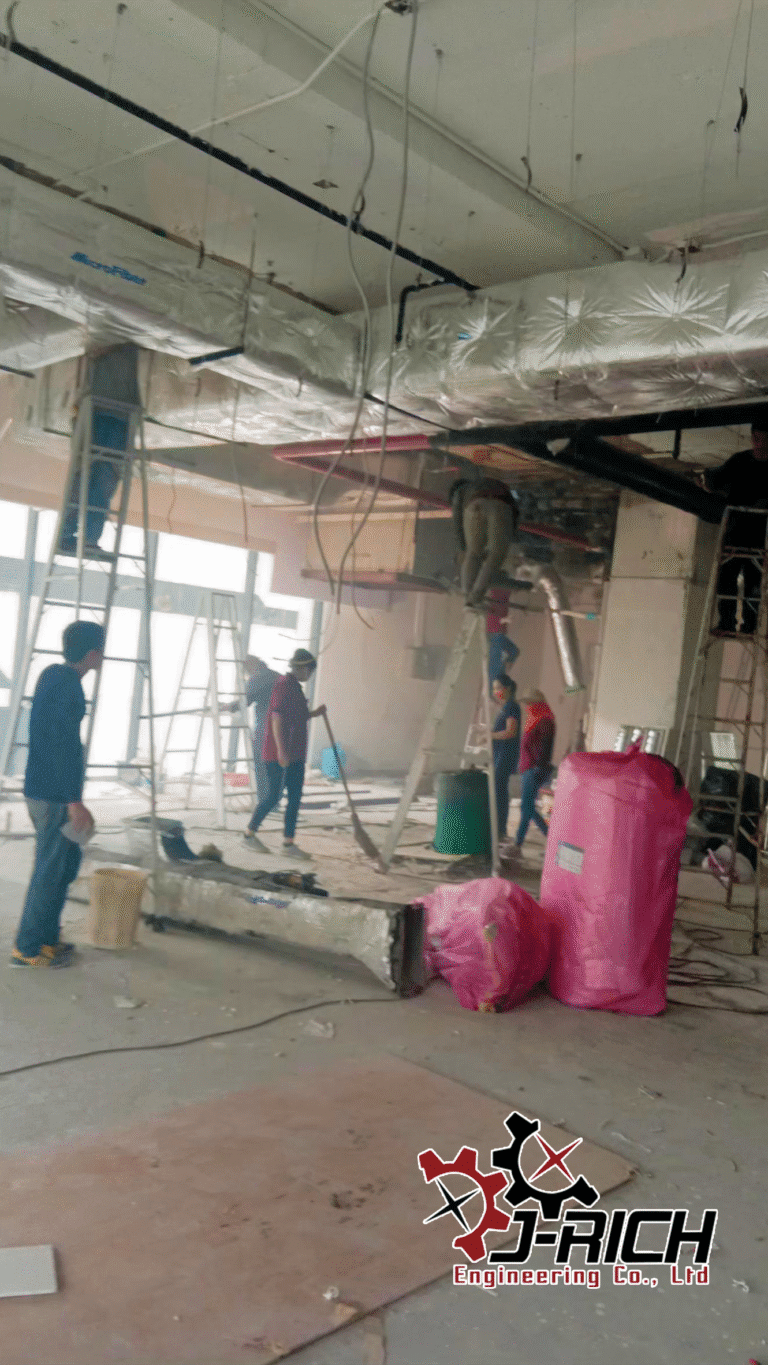 งานติดตั้ง ท่อดักท์ อาคารเพลินจิตเซนเตอร์